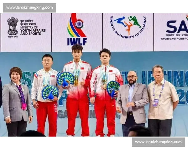 巅峰对决聚焦举重世锦赛荣耀与新纪录诞生瞬间