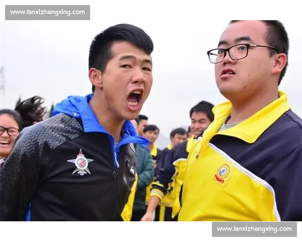 激烈拔河赛瞬间表情包合集笑点十足趣味无限让人捧腹大笑