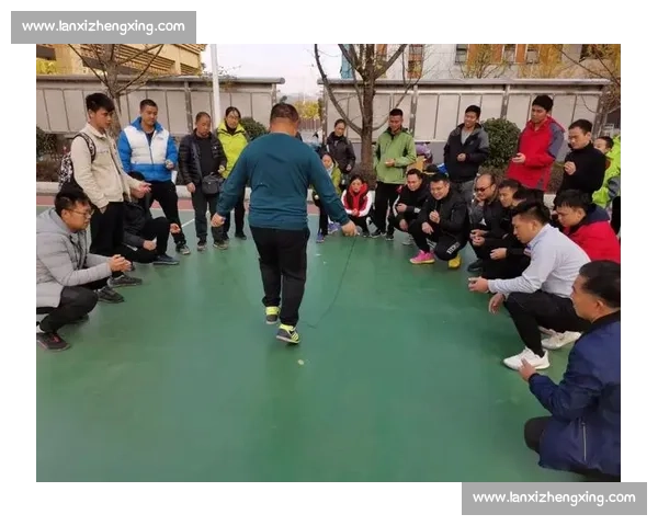 跳绳竞技显英姿 展现青春活力 运动会上的飞跃与拼搏